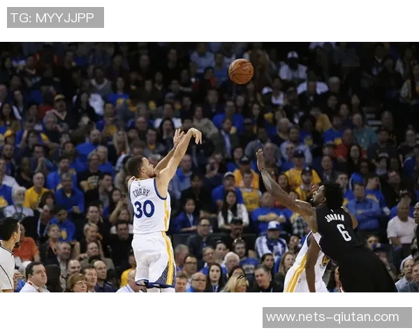 2016年NBA勇士队与太阳队精彩对决回顾及赛季表现分析